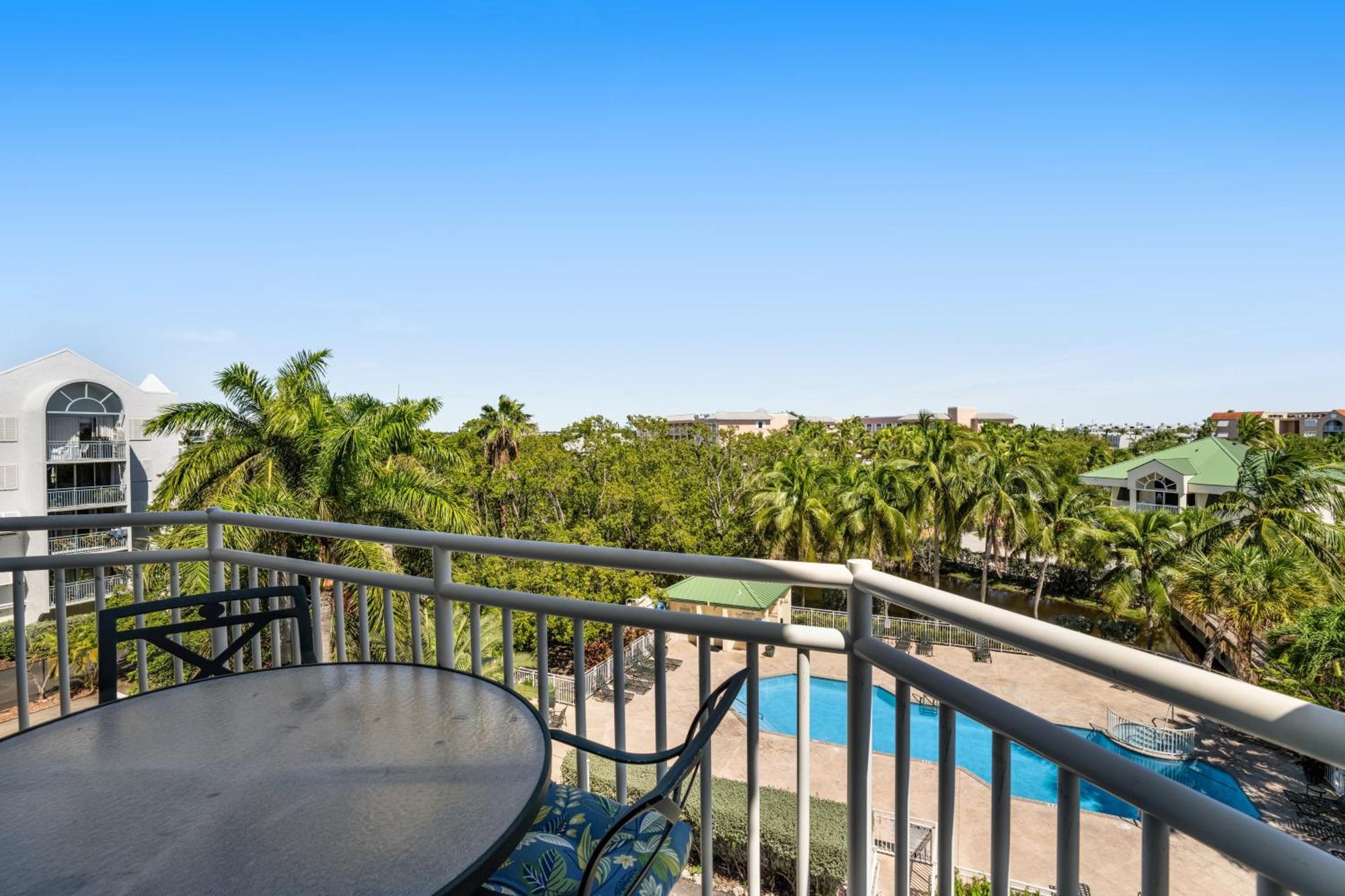Sunrise Suites Paradise Escape #407 Key West Room photo