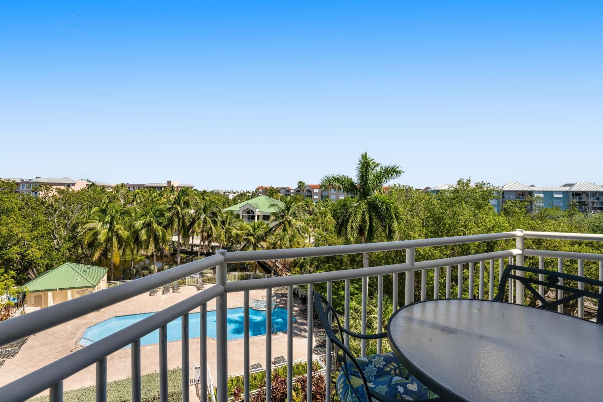 Sunrise Suites Paradise Escape #407 Key West Room photo